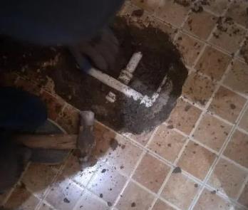 赣州市卫生间漏水维修公司为您分享下卫生间渗水如何处理及注意事项